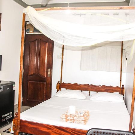 Anna Apartments Mtwapa Exterior foto